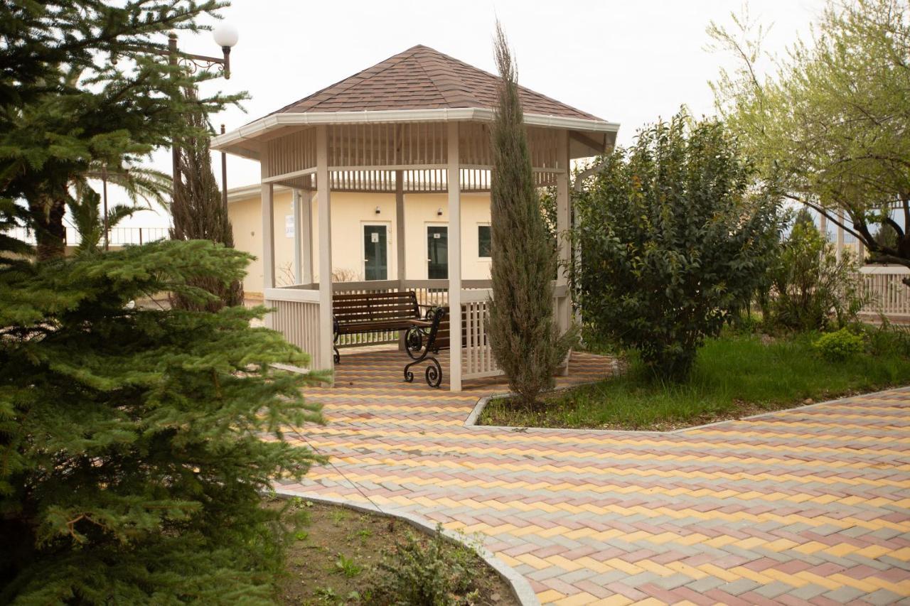 Отель Amza Park Гагра Экстерьер фото